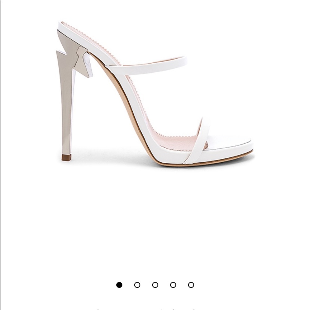 ISO Giuseppe Bianco Mule NOT SELLING